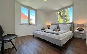 Neues Seeapartment